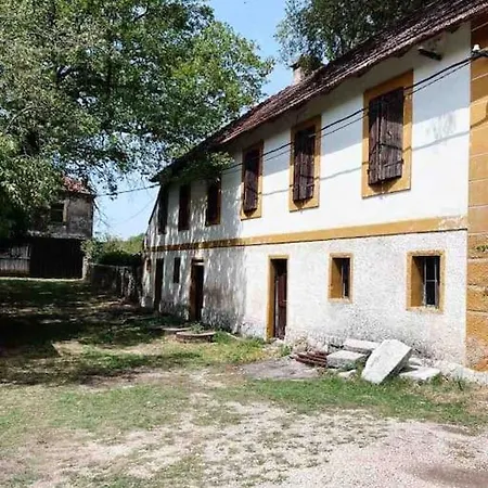Casa Ivan Tihaljina