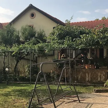 Vila Casa Ivan Tihaljina